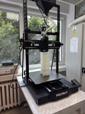 Materiał 3D w specjalnej maszynie