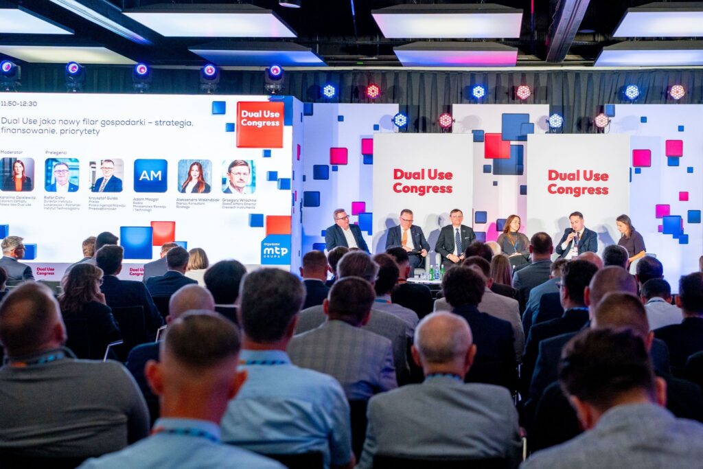 Rafał Cichy podczas panelu dyskusyjnego