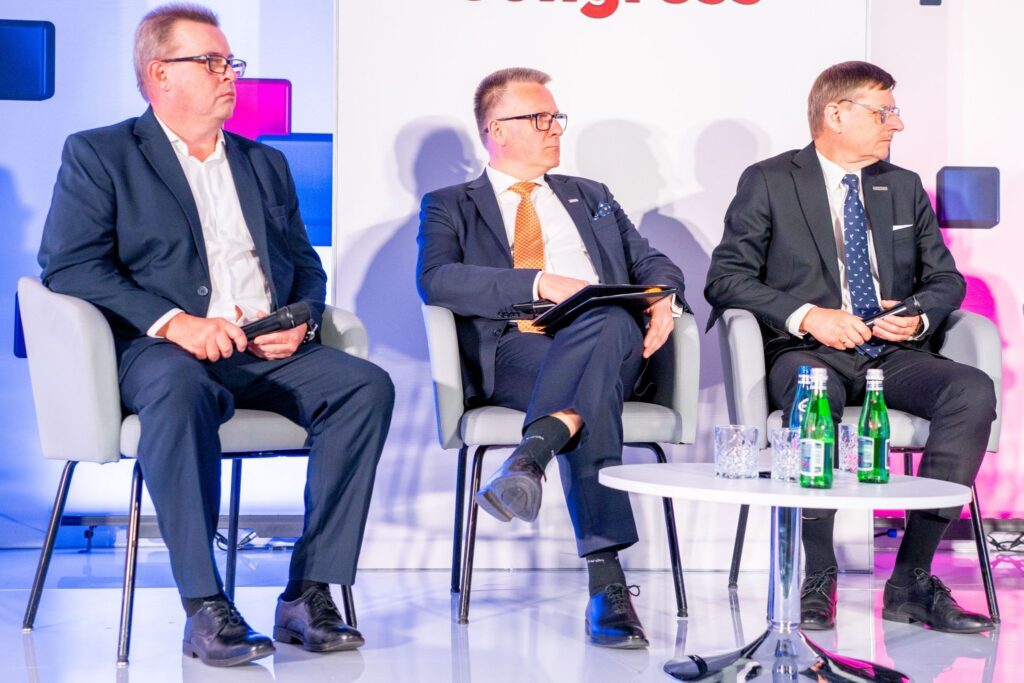 Rafał Cichy podczas panelu dyskusyjnego