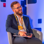 Bartosz Kożuch podczas panelu dyskusyjnego