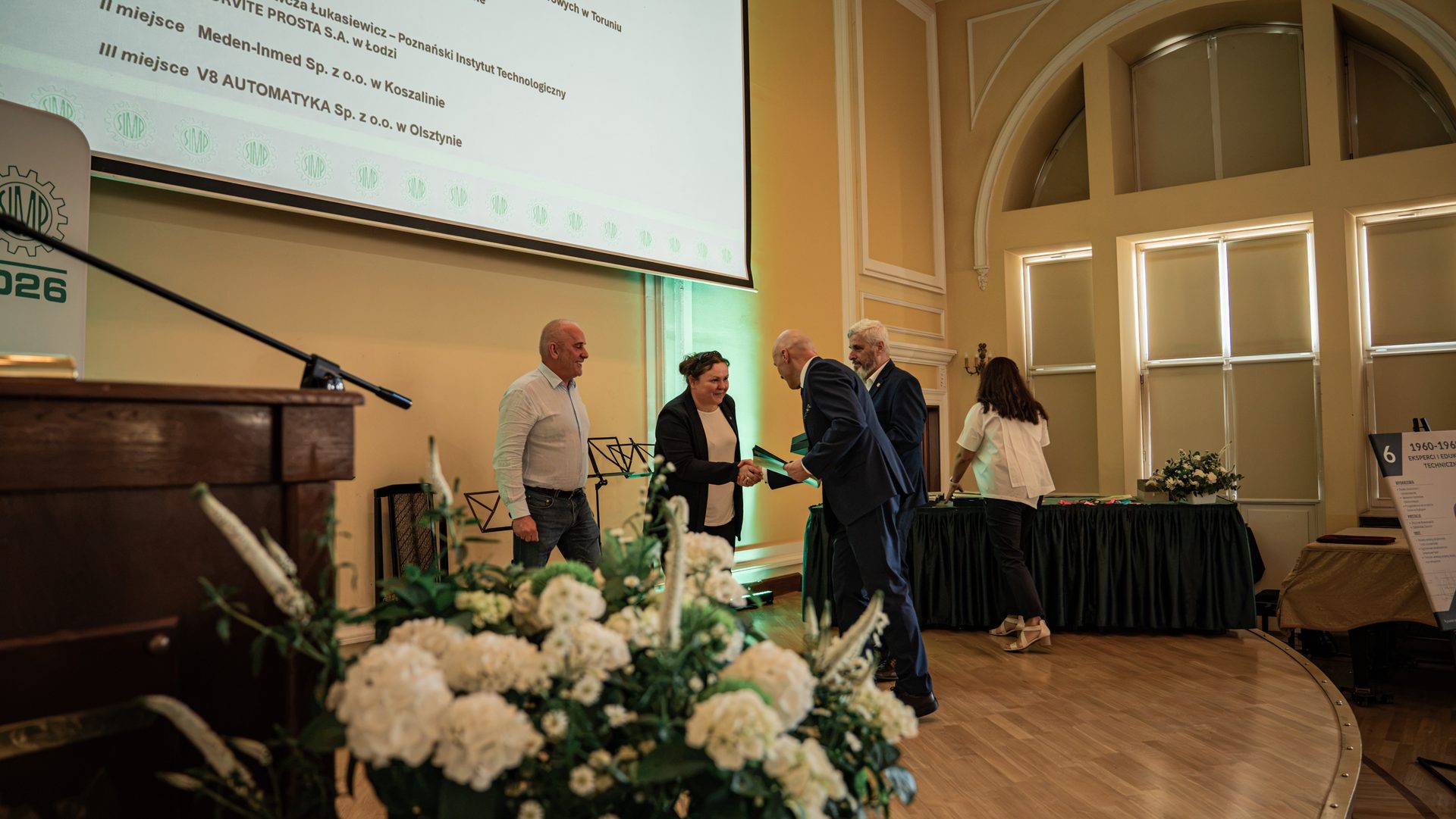 Agata Bieńczak odbiera nagrodę
